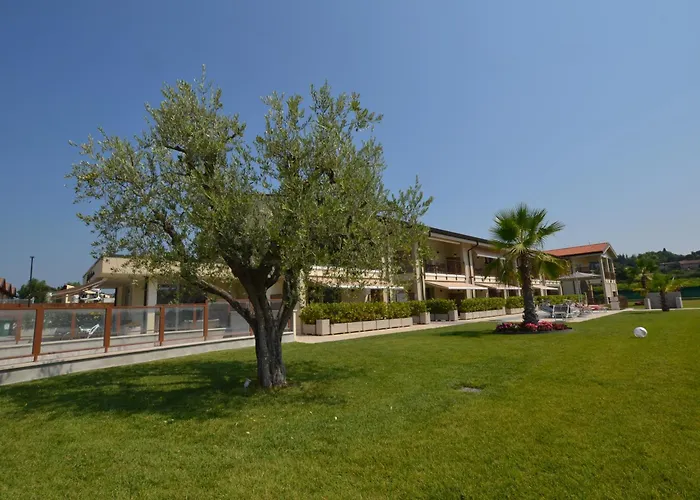 Apartahotel La Magnolia - Aparments 4*